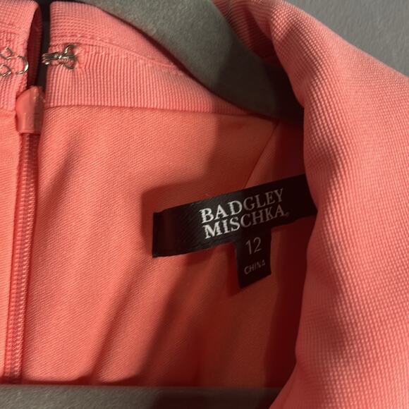 Badgley Mishka Pink Short Sleeve Dress With Exposed Zipper Size 12 - Picture 5 of 11